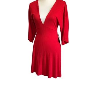 Amuse Society Belleza dress, size Xsmall, red knit. NWT, never worn.